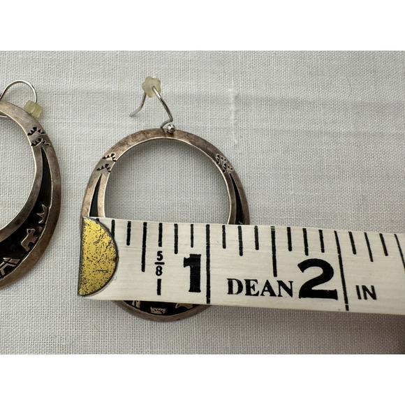 Navajo Earrings Singer 925 Silver Dangle Pictograph Native American Signed - Picture 4 of 8